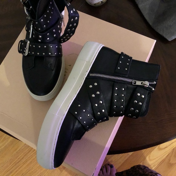 J slides Booties   studded details size 8 - Picture 8 of 11